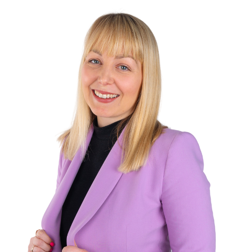 Headshot of Beth Nunnington, smiling towards the camera